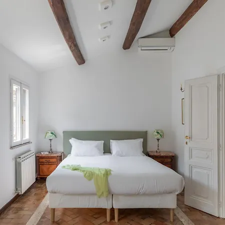 Iflat Historic Charm & Comfort By Piazza Navona Apartamento