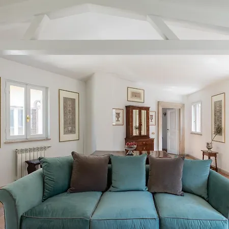 Daire Iflat Historic Charm & Comfort By Piazza Navona *