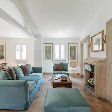 Iflat Historic Charm & Comfort By Piazza Navona Daire *